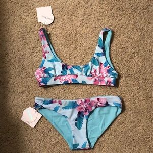Kulani Kinis swimsuit (top and bottoms)